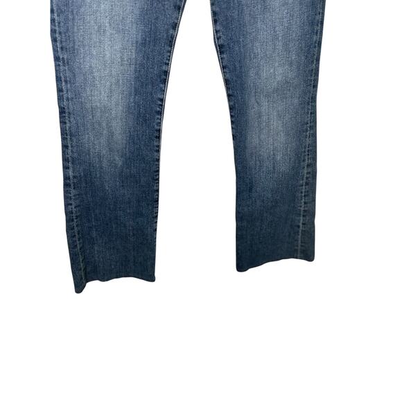 Lucky Brand Jeans Vtg Sweet Love Bootcut Leg Low Rise Medium Wash Wmns 8/29 - Picture 6 of 9